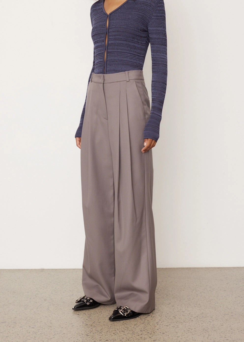 Basic Long Trousers