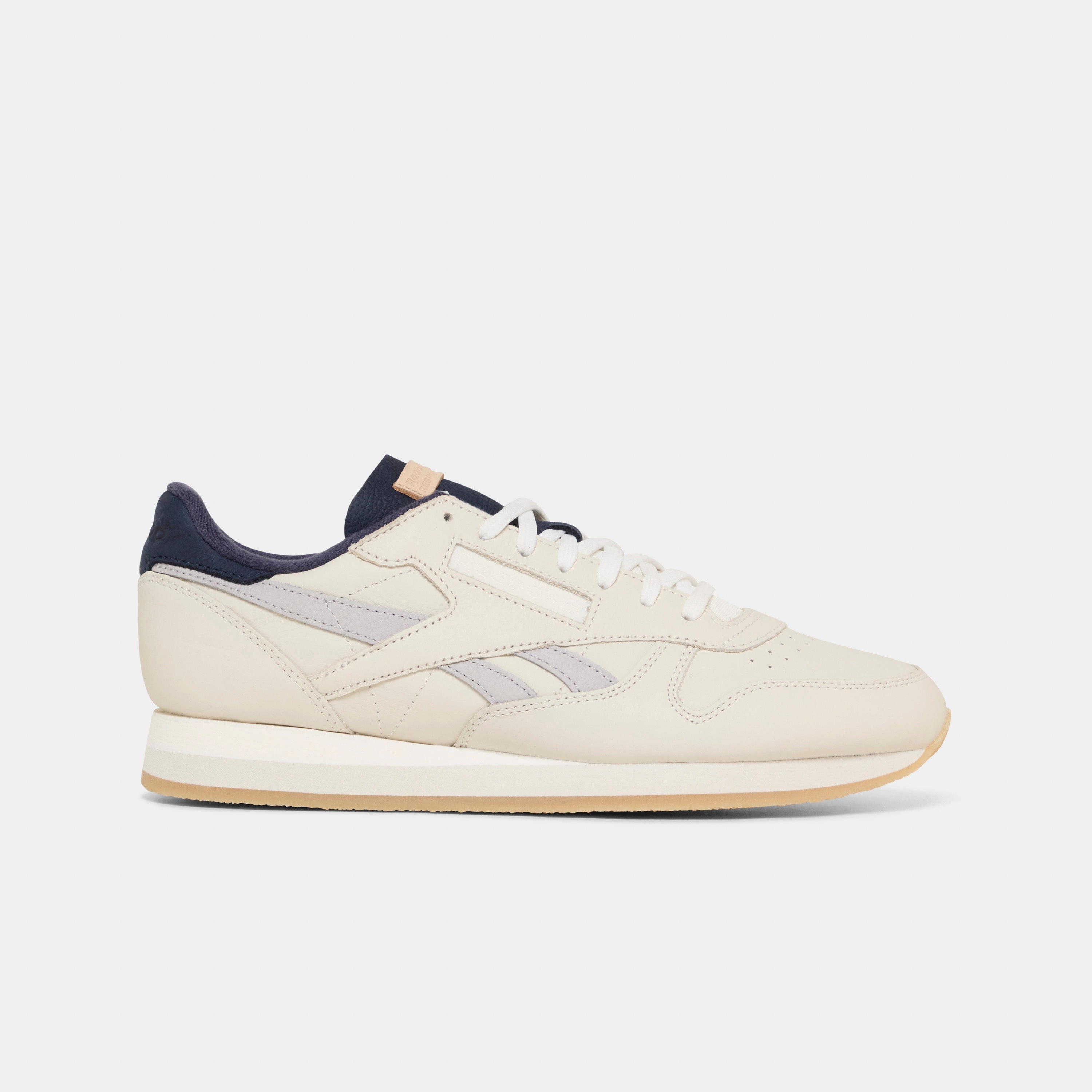 Classic Leather Premium Chalk/Vector Navy/Grey