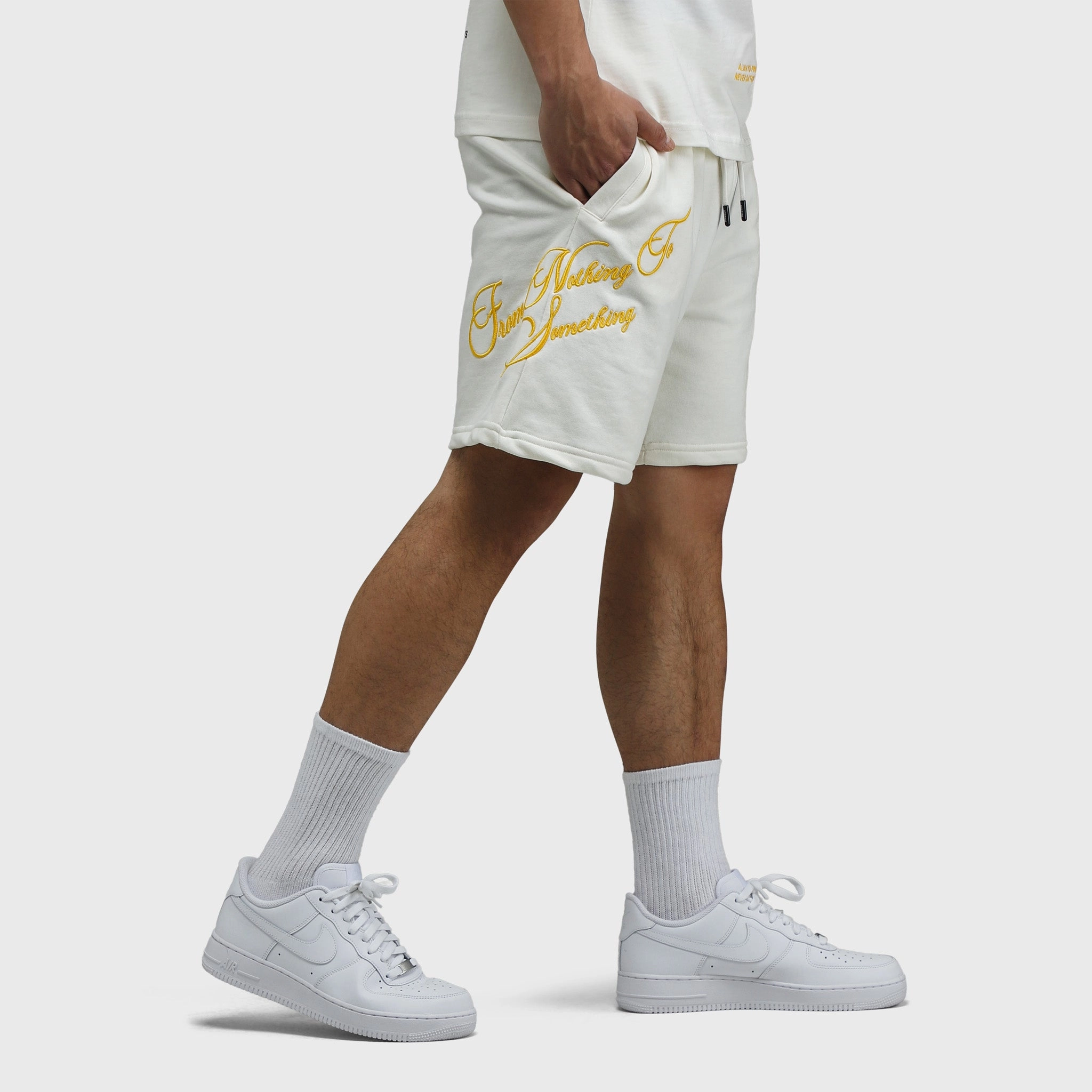 Hoodrich Take Flight V2 Shorts Egret / Black - Daylily
