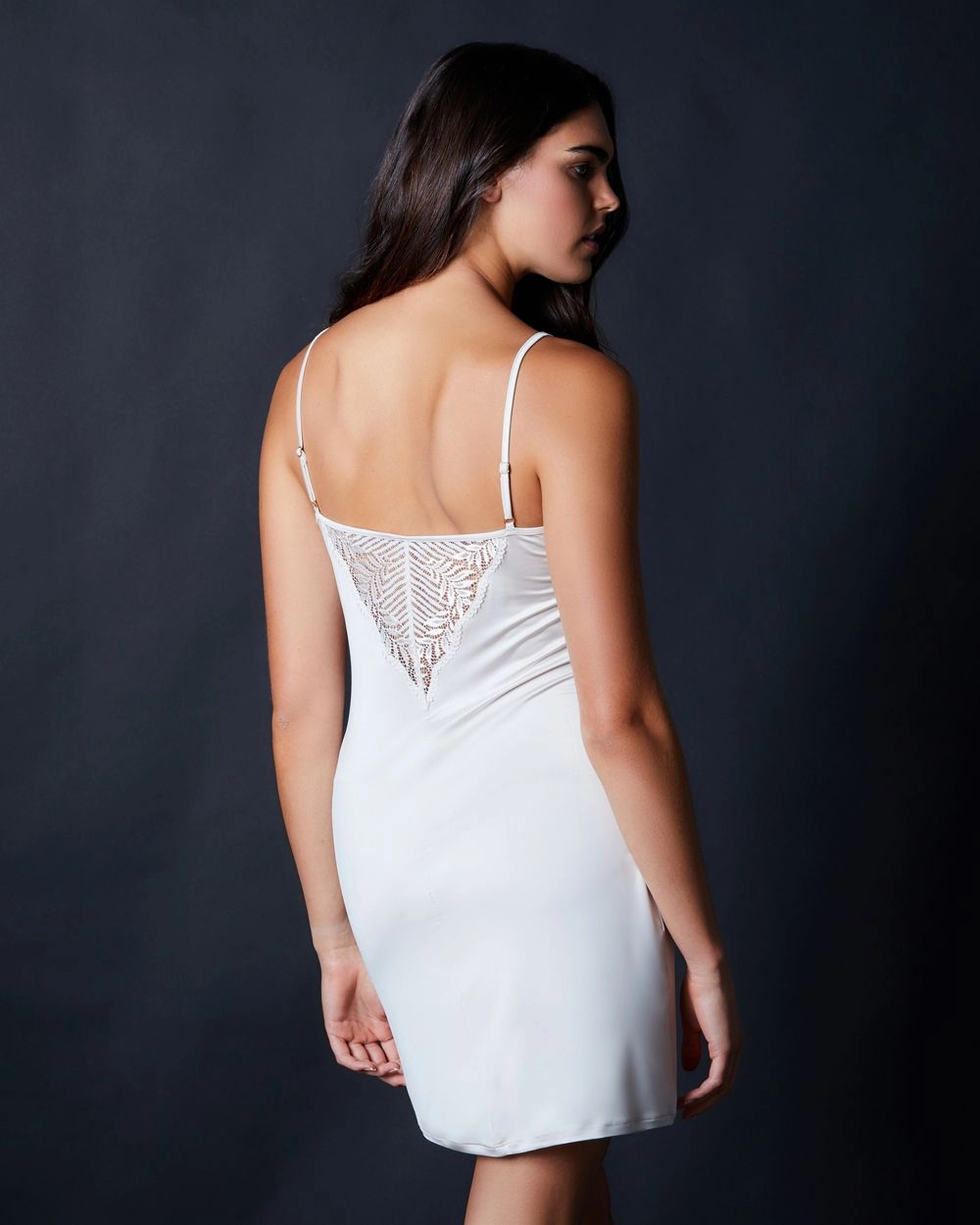Irini Bodydress with Lace