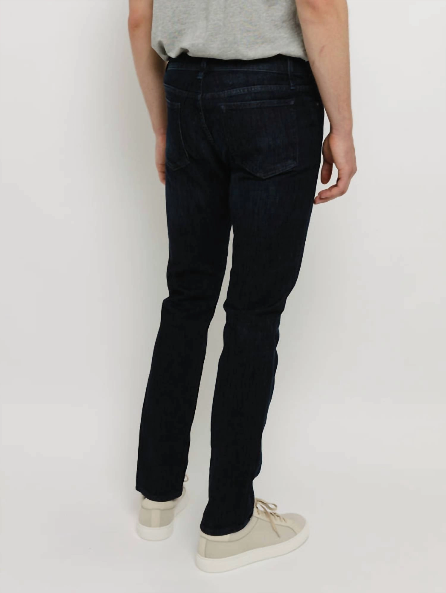 L'homme Slim Mid-Rise Jeans In Tudor