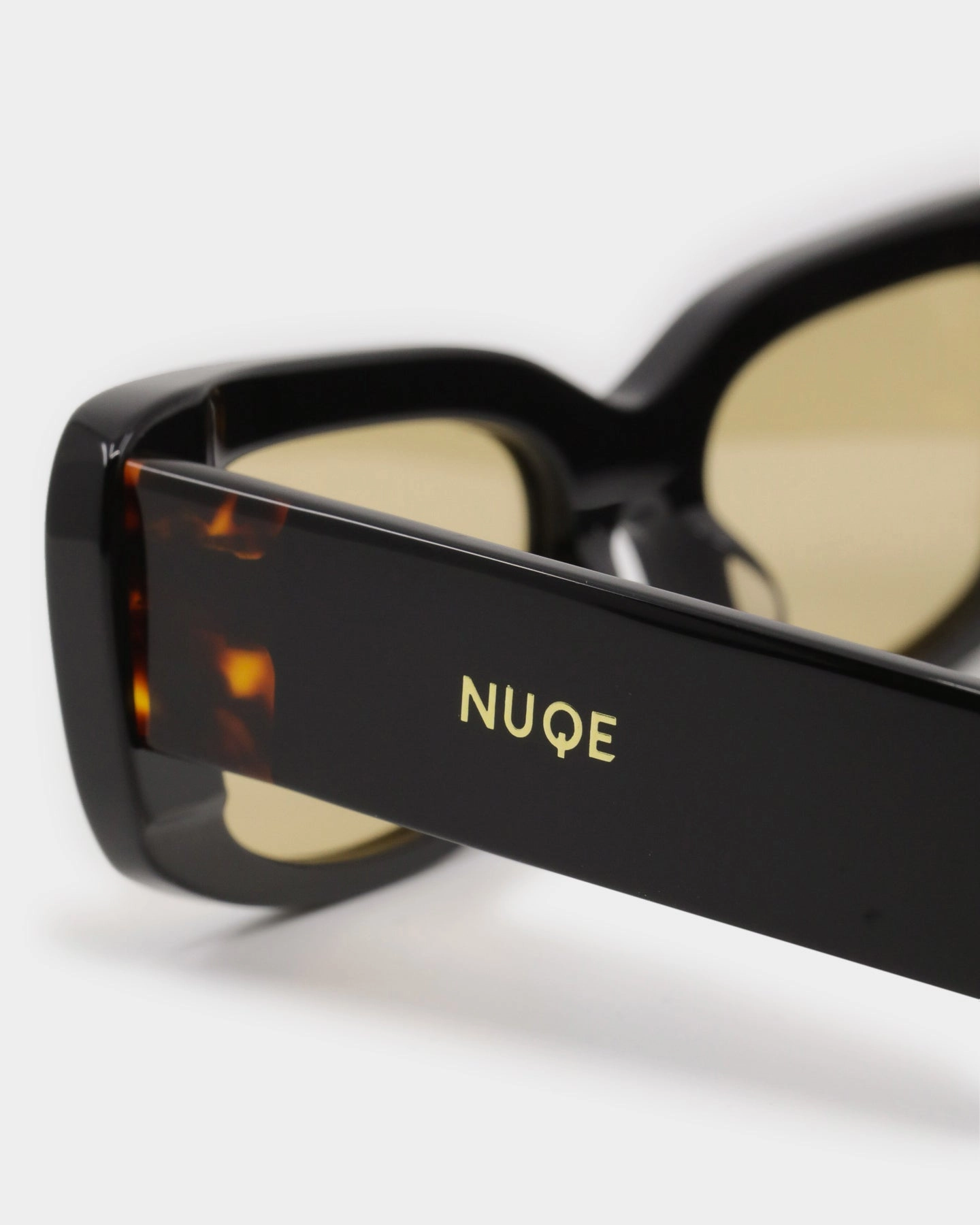 NUQE Marker Sunglasses Black/Brown