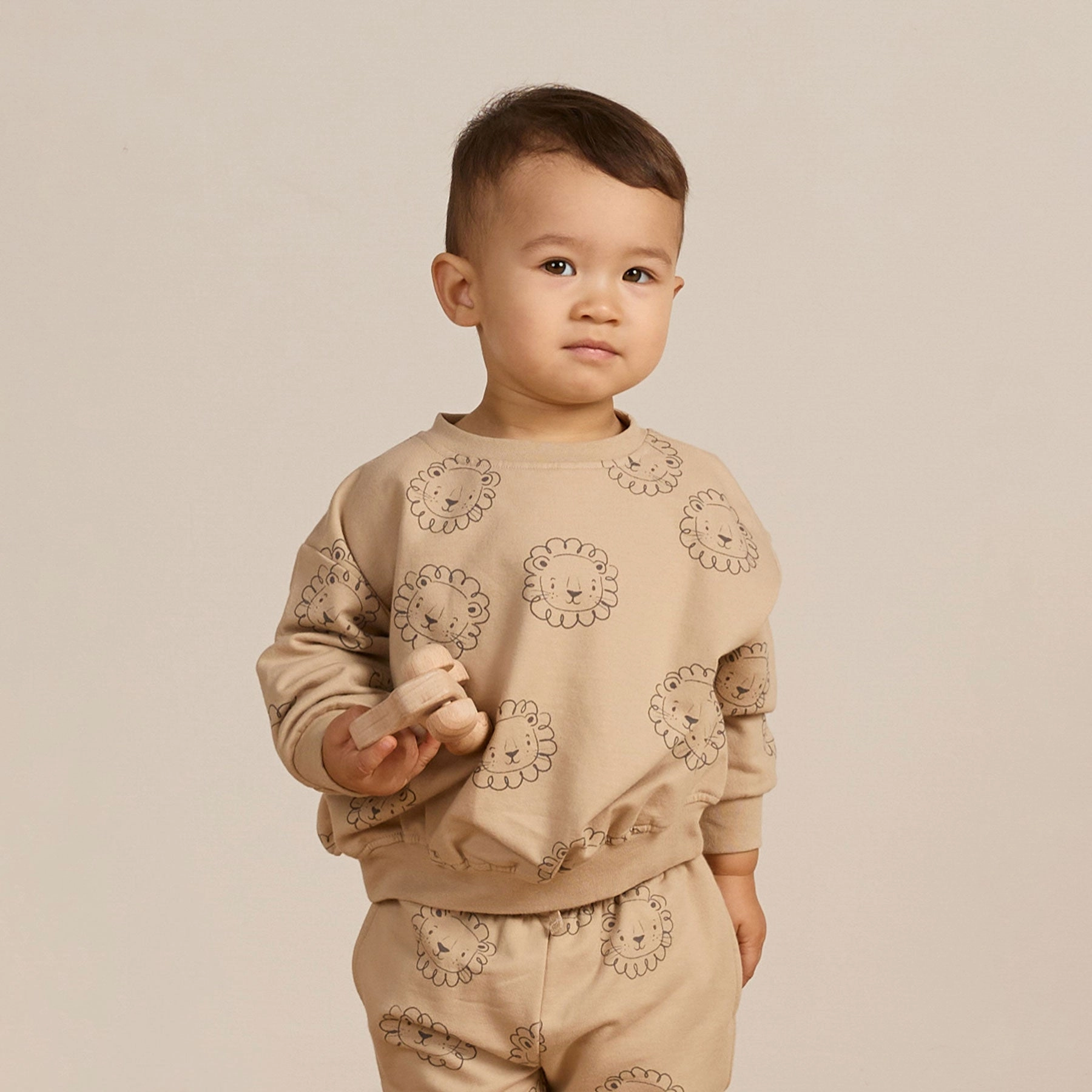 Relaxed Fleece Sweatshirt - Lions - Latte - FINAL SALE