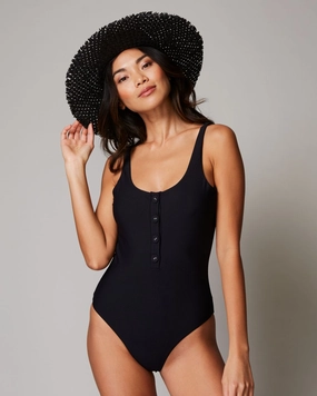 Sandra One Piece