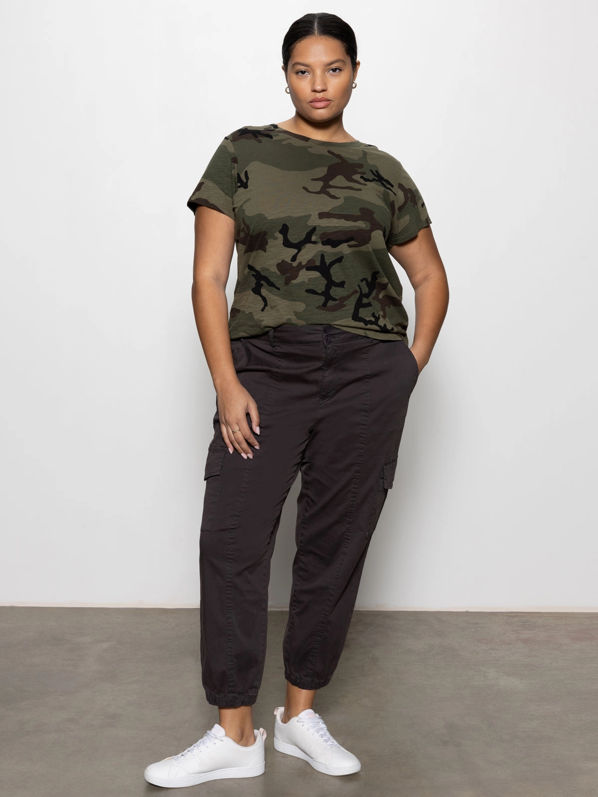 The Perfect Tee Hiker Camo Extended Sizing